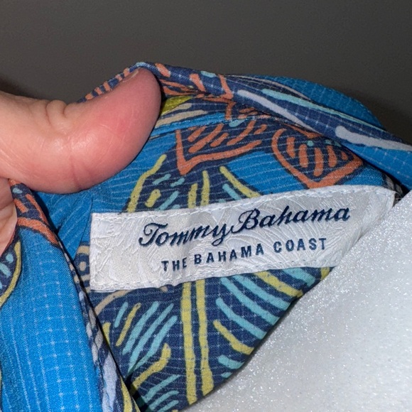 Tommy Bahama Island Zone  Bahama Coast Neon Gardens , Blue Canal Size XL - Picture 8 of 12